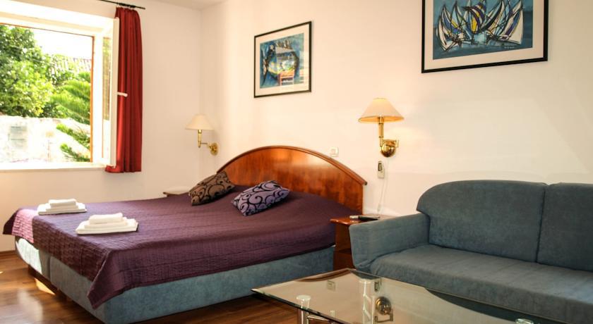 Apartments Kralj 챠브타트 객실 사진