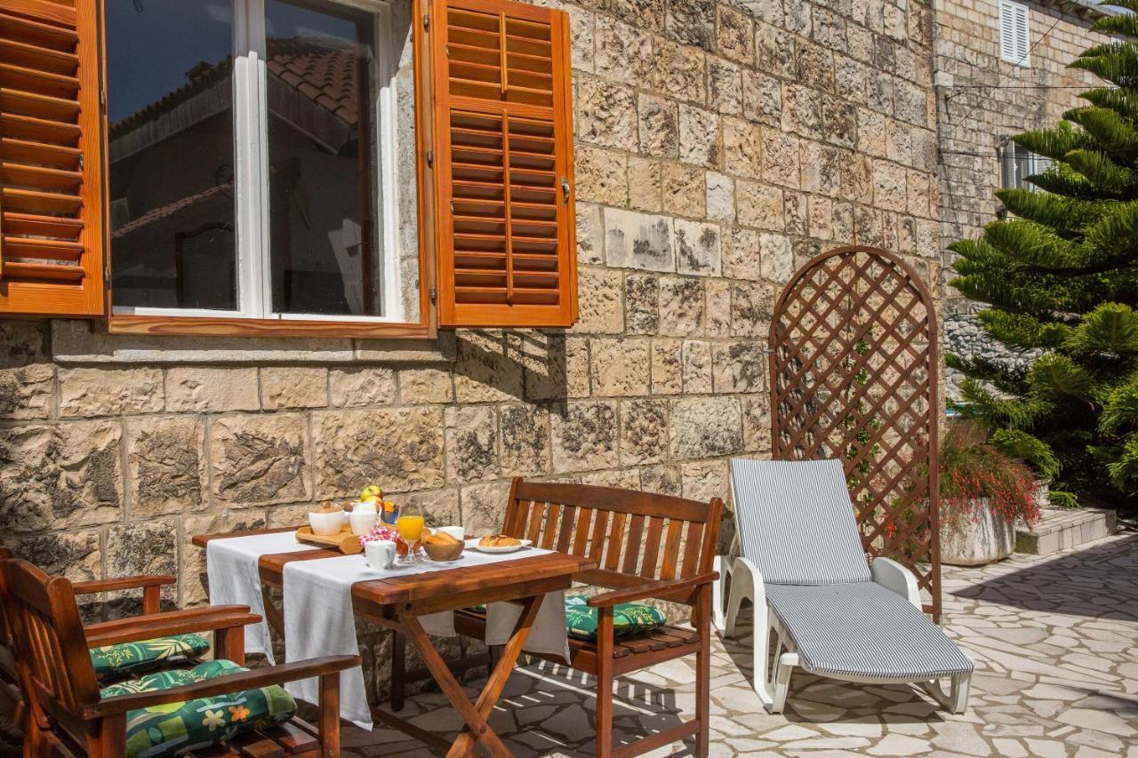 Apartments Kralj 챠브타트 외부 사진